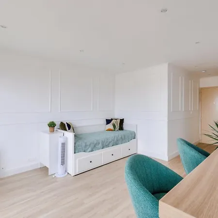 Διαμέρισμα Studio Moderne Proche Du Metro Porte De Charenton *